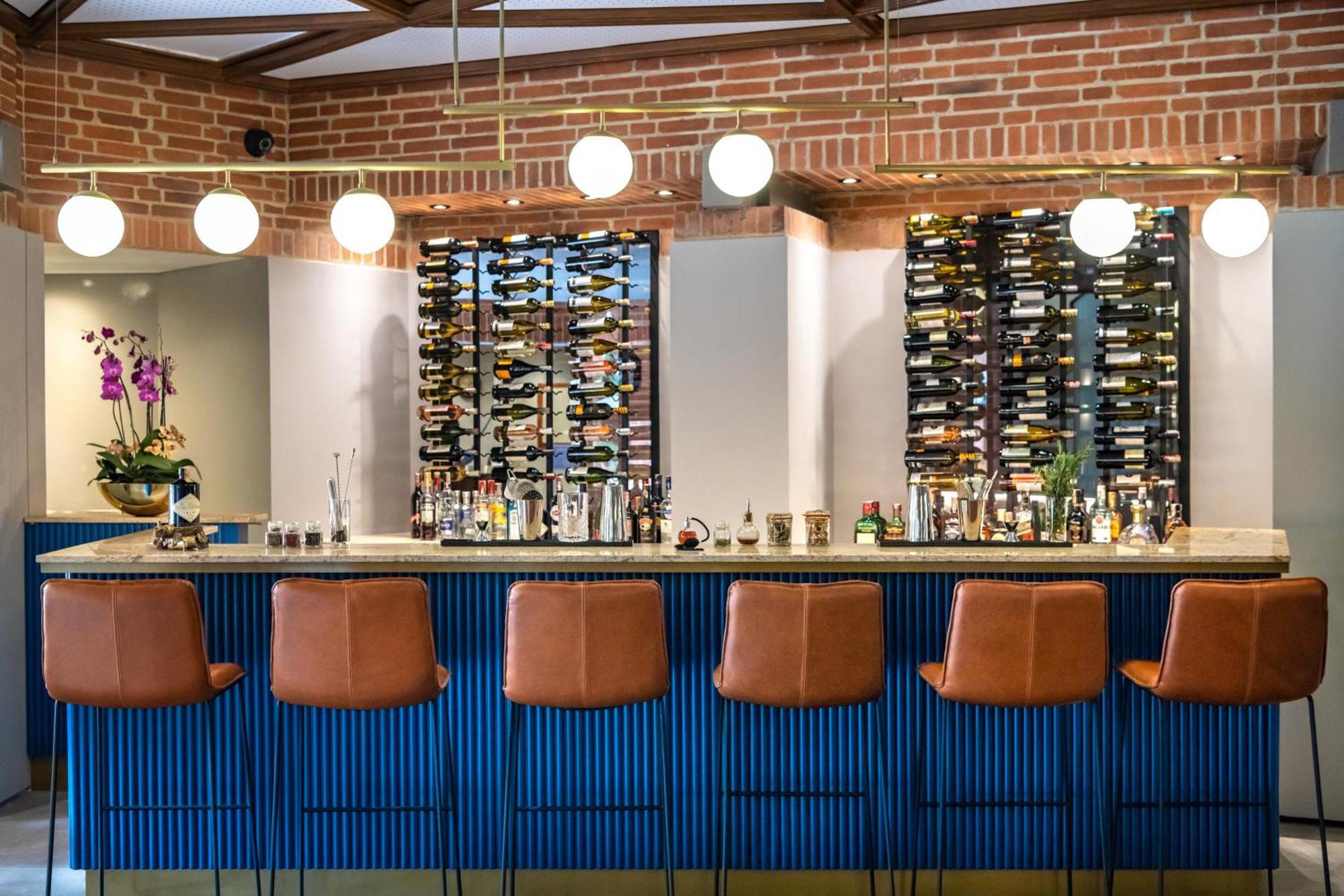 ホテル エステラル ラ フォンタナ ボゴタ エクステリア 写真 The bar at the 2019-opened restaurant